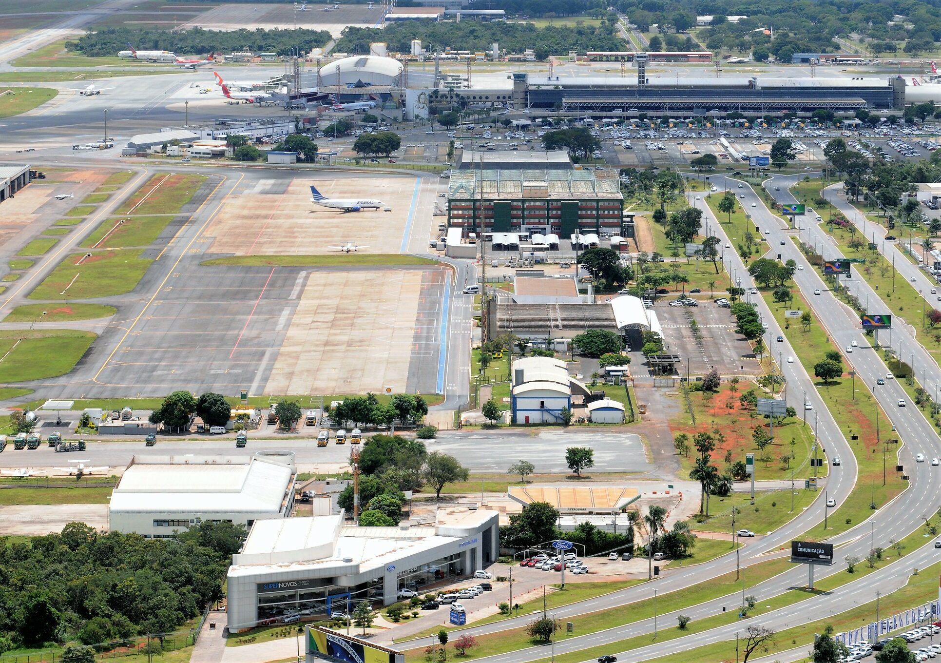 PMDF investiga dois pacotes suspeitos no aeroporto de Brasília