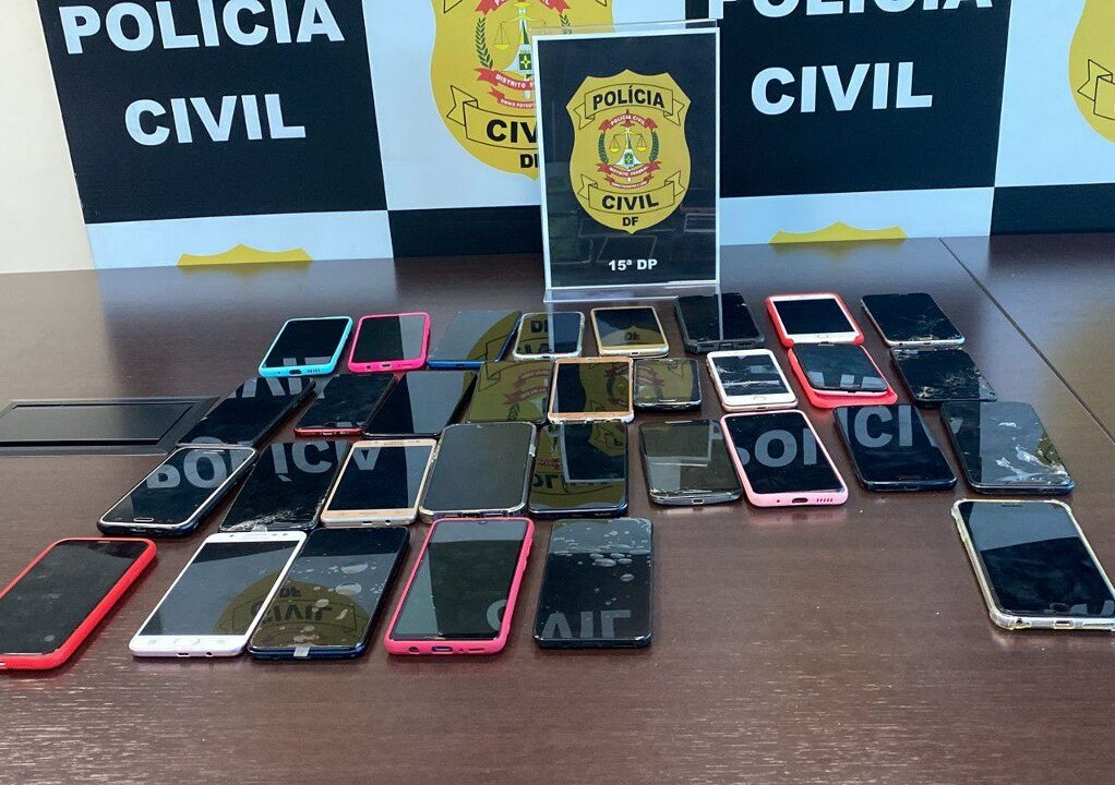 Polícia prende dupla por receptação de celulares na Ceilândia