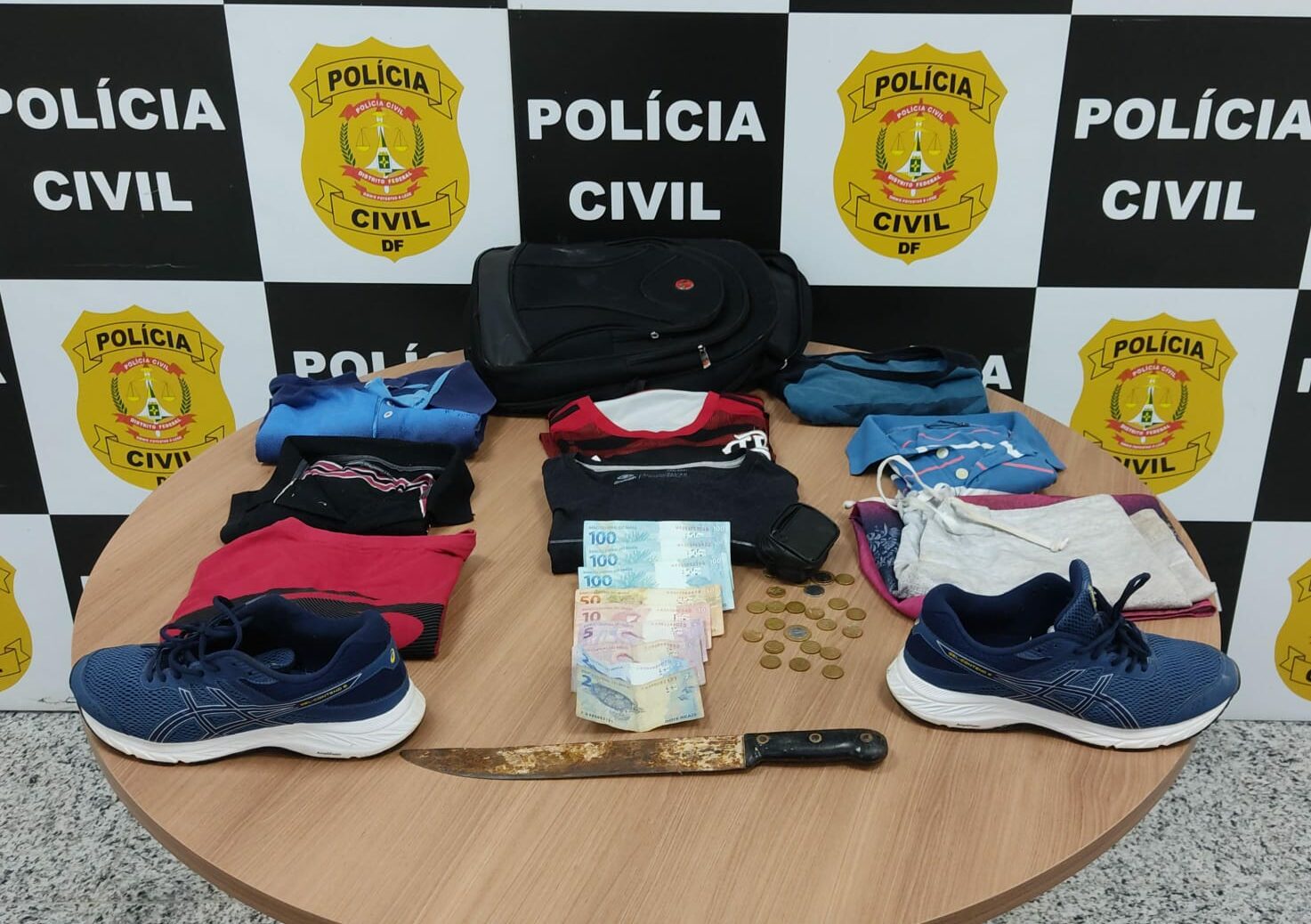 Polícia prende dois irmãos acusados de homicídio na Fercal