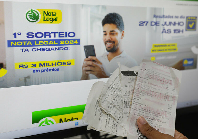 A Agência Brasília foi às ruas saber o que alguns dos 979 mil contribuintes fariam com o prêmio máximo de R$ 500 mil do sorteio; serão mais de 12,6 mil premiações em diferentes modalidades