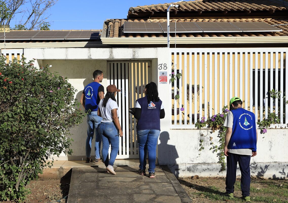 Ao longo deste mês, equipes volantes realizam pesquisa sobre vacinação; pequenos com doses em atraso podem atualizar a caderneta