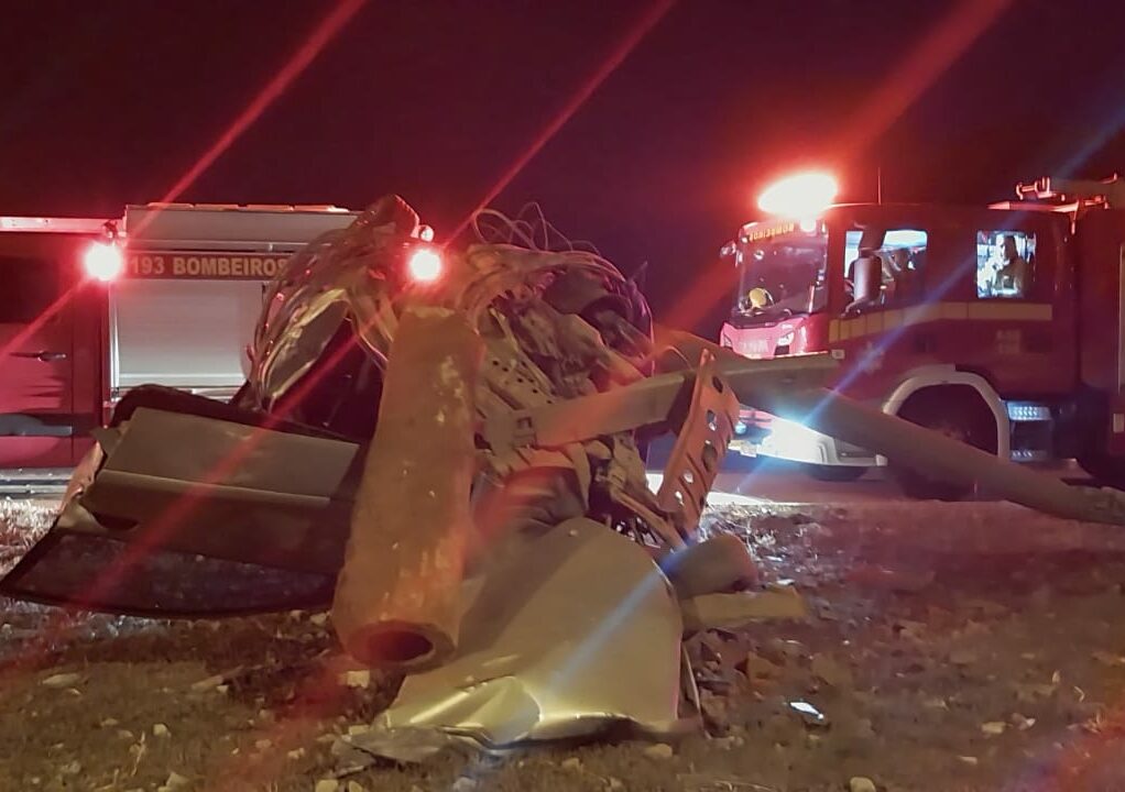 O acidente ocorreu em Santa Maria por volta das 21h desta segunda-feira (26/8) - Foto: Divulgação CBMDF