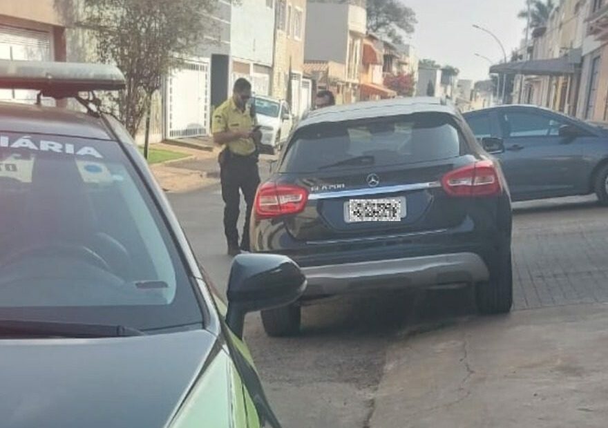 O motorista, flagrado por agentes de trânsito próximo à sede do Detran-DF, terá a carteira cassada e, com isso, terá que reiniciar o processo de habilitação do zero