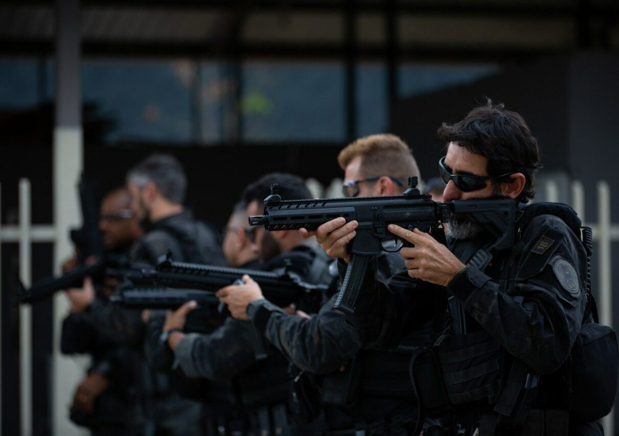 Ato ocorreu nesta terça-feira (5) no Centro de Convenções Ulysses Guimarães, após o governador Ibaneis Rocha autorizar o ingresso de 791 policiais civis e 272 policiais penais às forças de segurança - Foto: PCDF/Divulgação