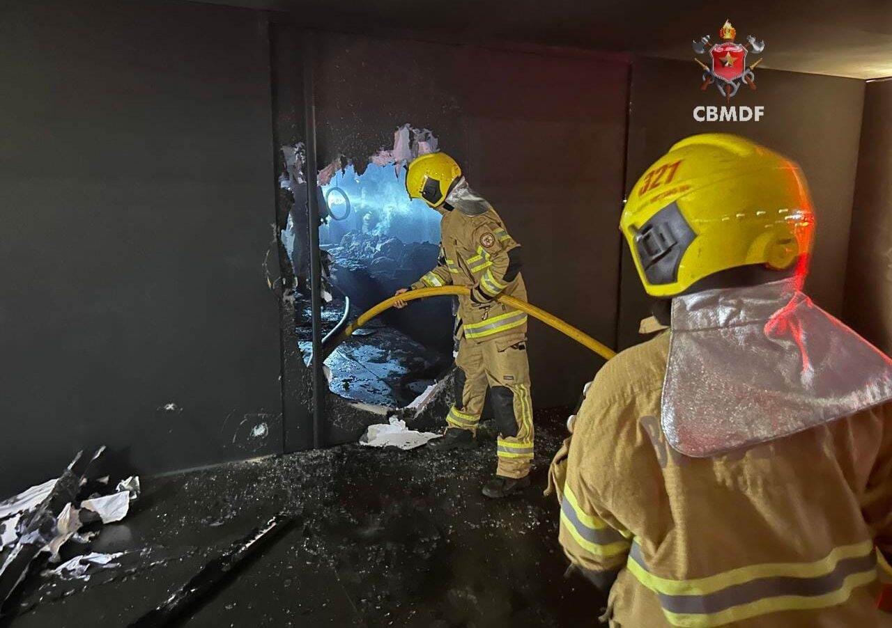 O incêndio ocorreu na loja Celmar Móveis - Foto: Divulgação CBMDF