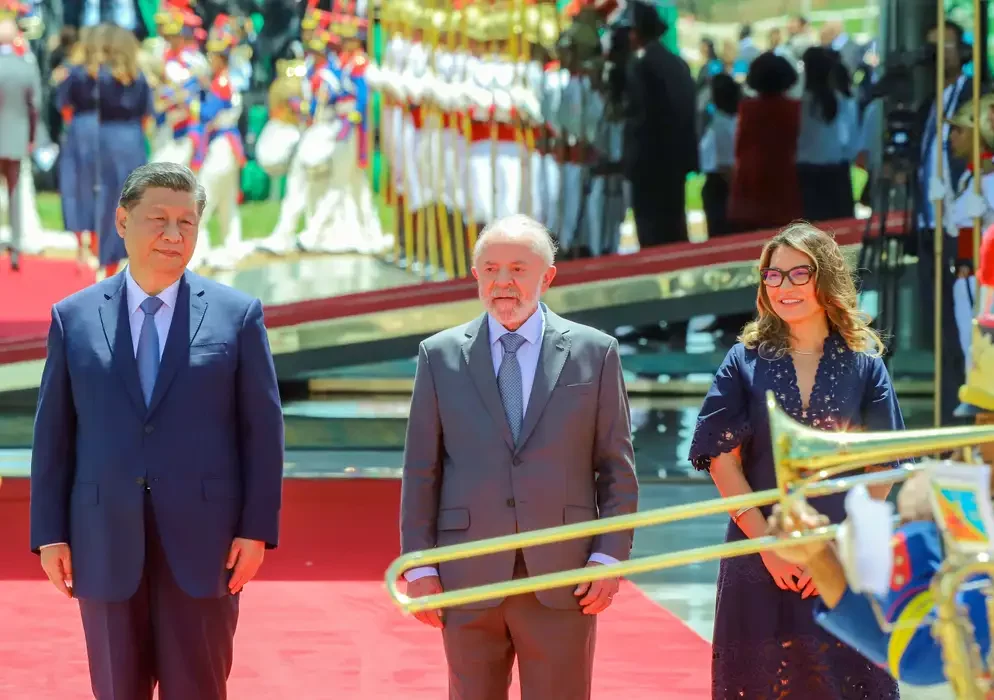 Presidente chinês faz visita oficial ao país após reunião do G20