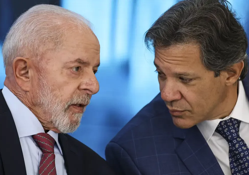 Haddad cancelou viagem para São Paulo e permanecerá em Brasília