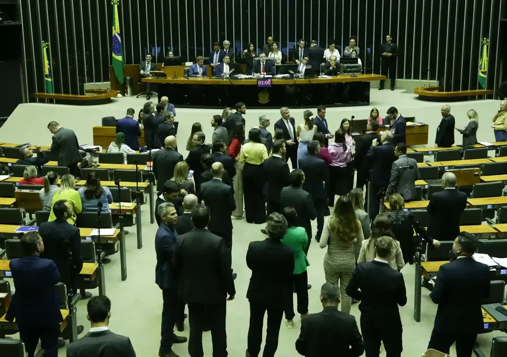 Reuniões em comissões foram suspensas para priorizar votações