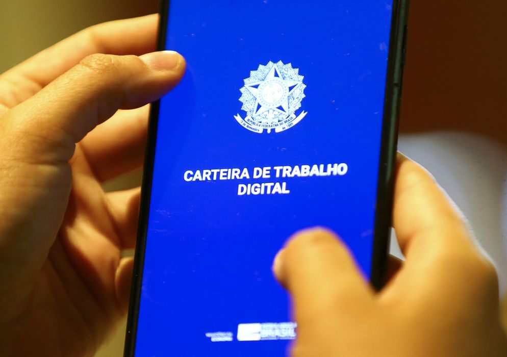 Trabalhador deve atualizar dados para receber ofertas de emprego