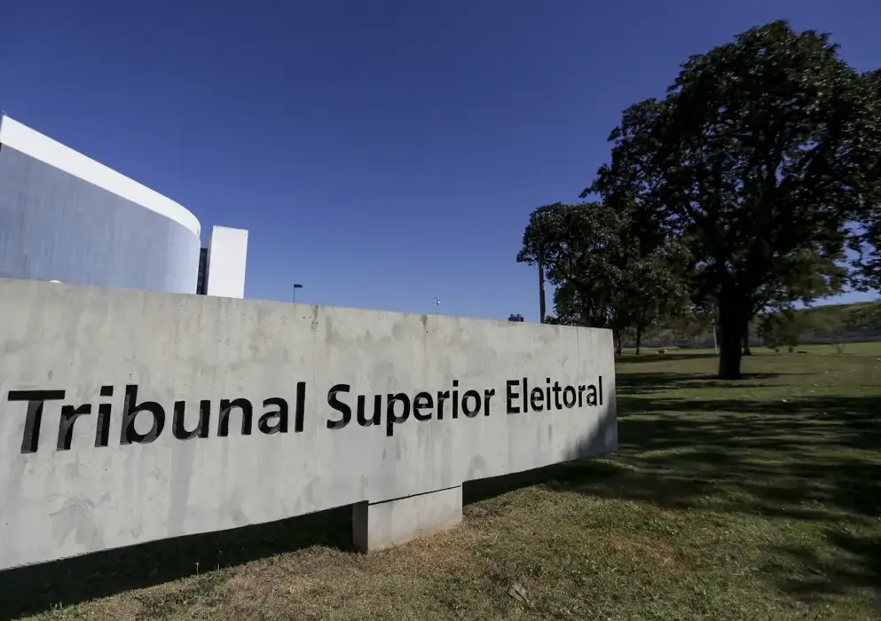 Ausência injustificada às urnas resulta em sanções ao eleitor